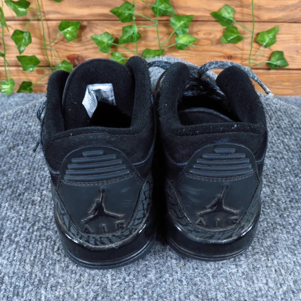 Nike Air Jordan‎ 3 Retro Black Cat Boys Basketball Shoes Size 4Y Triple Black